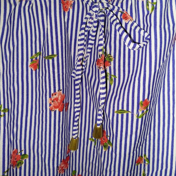 Hint Of Blush Womens Tunic Blouse Size Large Bell Sleeve Stripe Floral Blue Red - Picture 3 of 5